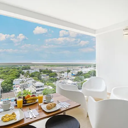 Luxurious Apartasuit Cartagenabeach1139 * Cartagena