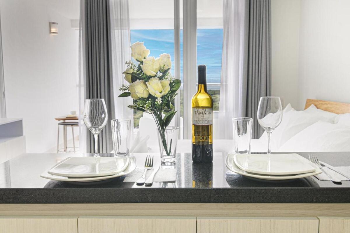 Luxurious Apartasuit Cartagenabeach1139 Apartamento Cartagena